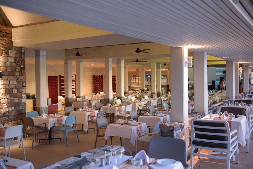 Anelia Villas & Spa Flic en Flac Exterior photo